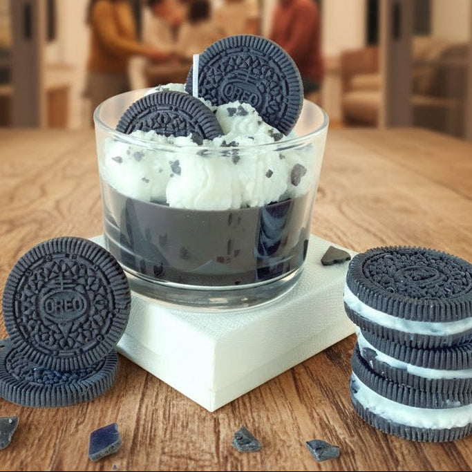 Oreoh Cookies & Milk